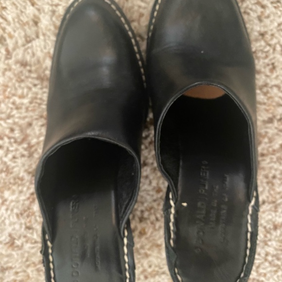 Donald J Pliner Black Mule Slides - Picture 4 of 4